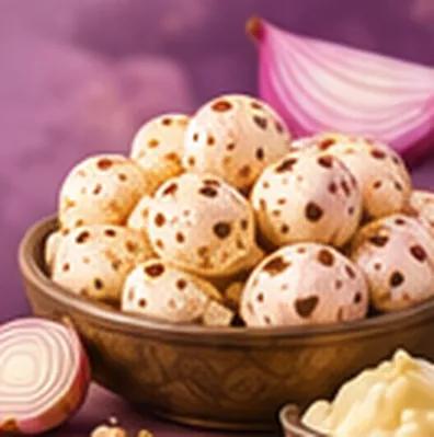Bowl of onion and cream makhana with red onions